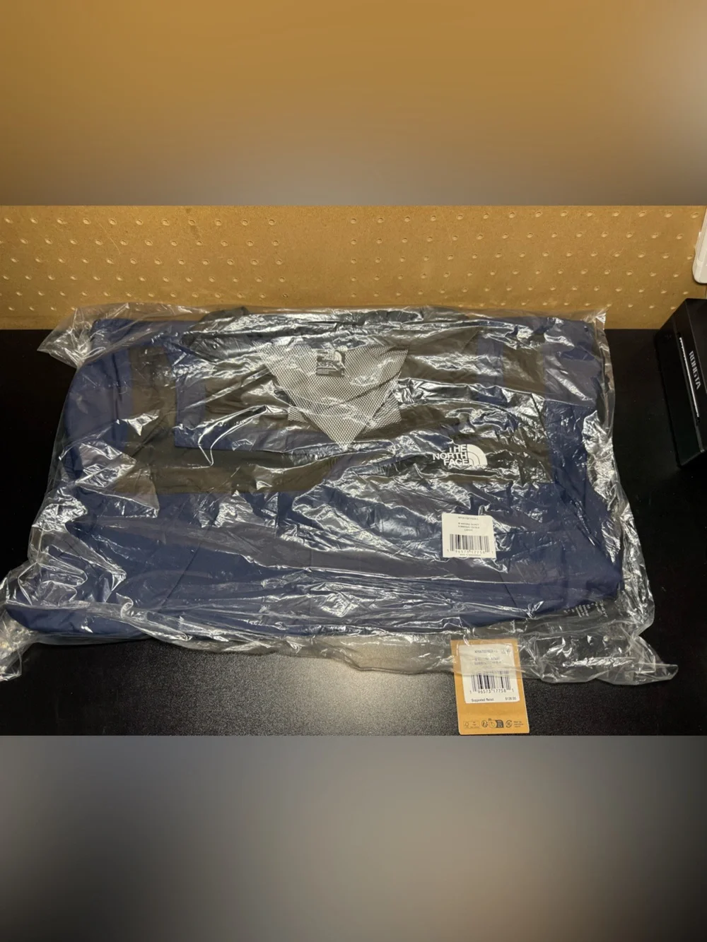 The North Face Antora Jacket Size L Men's Navy and Black Waterproof
